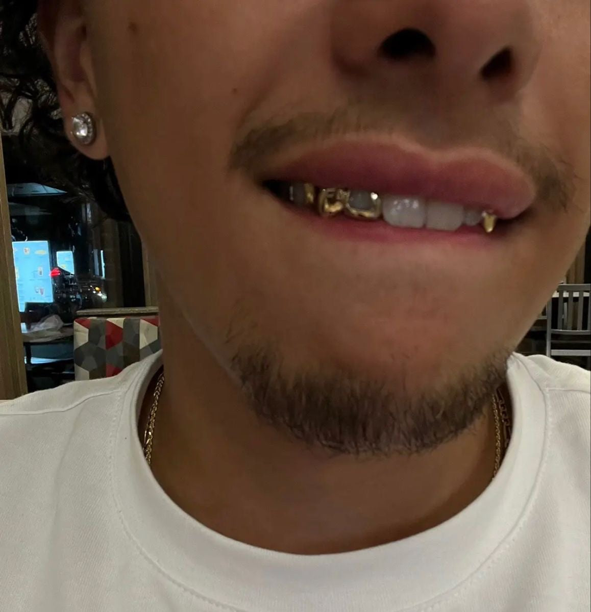 Grillz Belgique : Où acheter des grillz sur mesure à Bruxelles, Liège, Anvers et Charleroi en 2026 ?